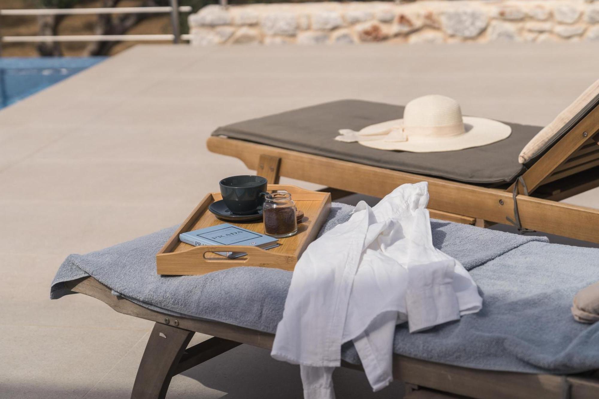 Oinolithos Luxury Villas Kalamaki Dış mekan fotoğraf